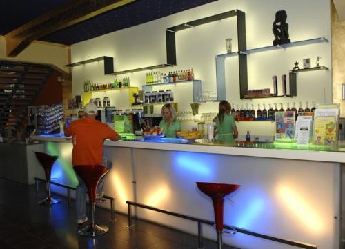 Тренировка завершена: что не стоит есть после занятий в спортзале 01 Тренировка завершена: что не стоит есть после занятий в спортзале 01