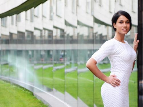 Быстрые и эффективные упражнения для похудения в бедрах и ягодицах 14 Быстрые и эффективные упражнения для похудения в бедрах и ягодицах 14