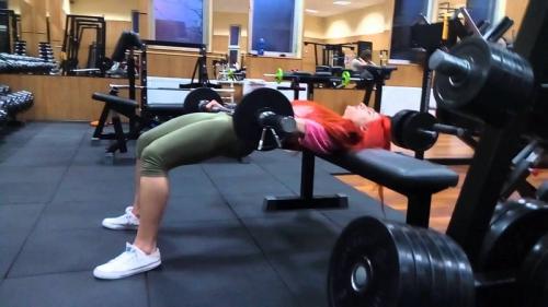 Упражнения для подтягивания нижней части ягодиц: самые эффективные приемы 22