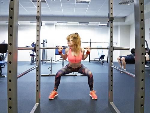 Быстрые и эффективные упражнения для похудения в бедрах и ягодицах 04 Быстрые и эффективные упражнения для похудения в бедрах и ягодицах 04