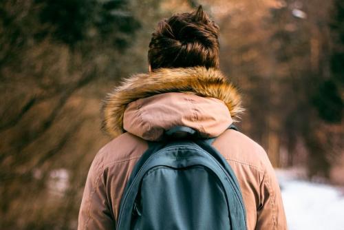 Какие новые технологии будут использоваться для производства женских спортивных костюмов в 2024-2025 годах. Какая есть одежда и для чего она нужна