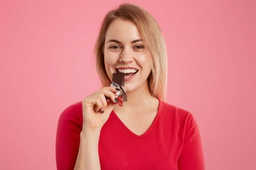 Как питание влияет на зуд и прыщи на коже. Вызывает ли сладкое прыщи?