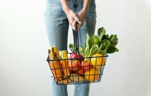 Какие продукты питания способствуют устранению акне на коже. Правильное питание при прыщах*