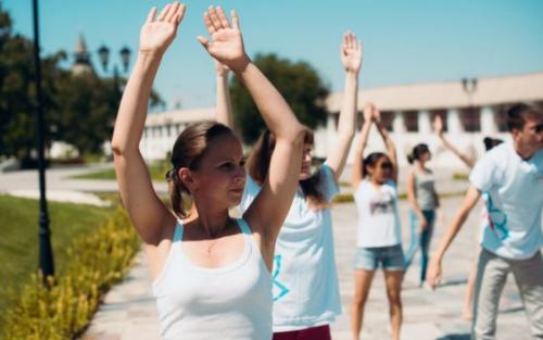 Какие упражнения можно использовать для силовых тренировок с малым объемом для тех, которые работают в офисе. Фитнес в офисе: 10 упражнений для тех, кто много работает