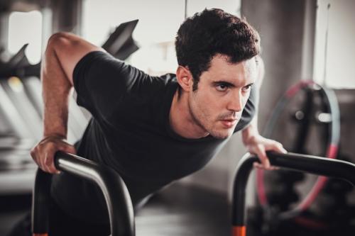 Сколько времени нужно тратить на тренировку в тренажерном зале, чтобы похудеть. Тренировки на массу и при похудении