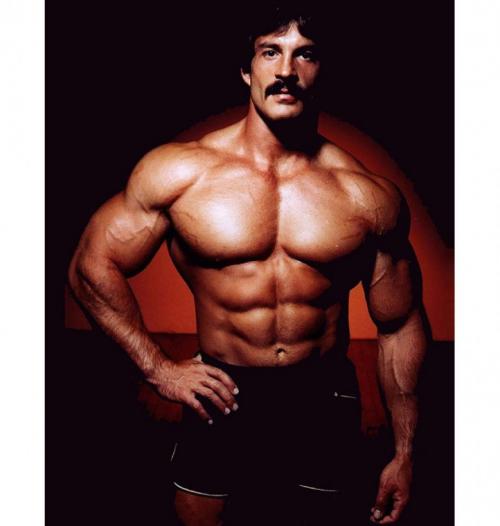 Как правильно подобрать упражнения для тренировок в зале без тренера. Предпочтения с годами меняются