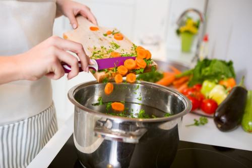 Какие техники приготовления подходят для сохранения полезных свойств продуктов в ужинах. Как готовить, чтобы сохранить полезные свойства продуктов