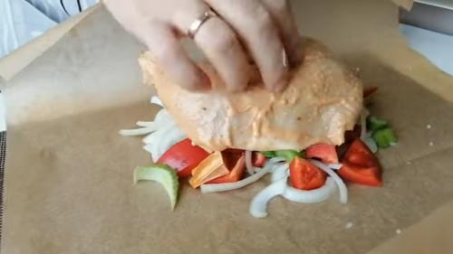 Какие блюда можно приготовить заранее и хранить в холодильнике на неделю. Заготовка еды на неделю / Восемь блюд для всей семьи