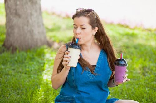 Какие пищевые добавки могут помочь очистить кожу лица. Какие витамины необходимы для кожи лица?
